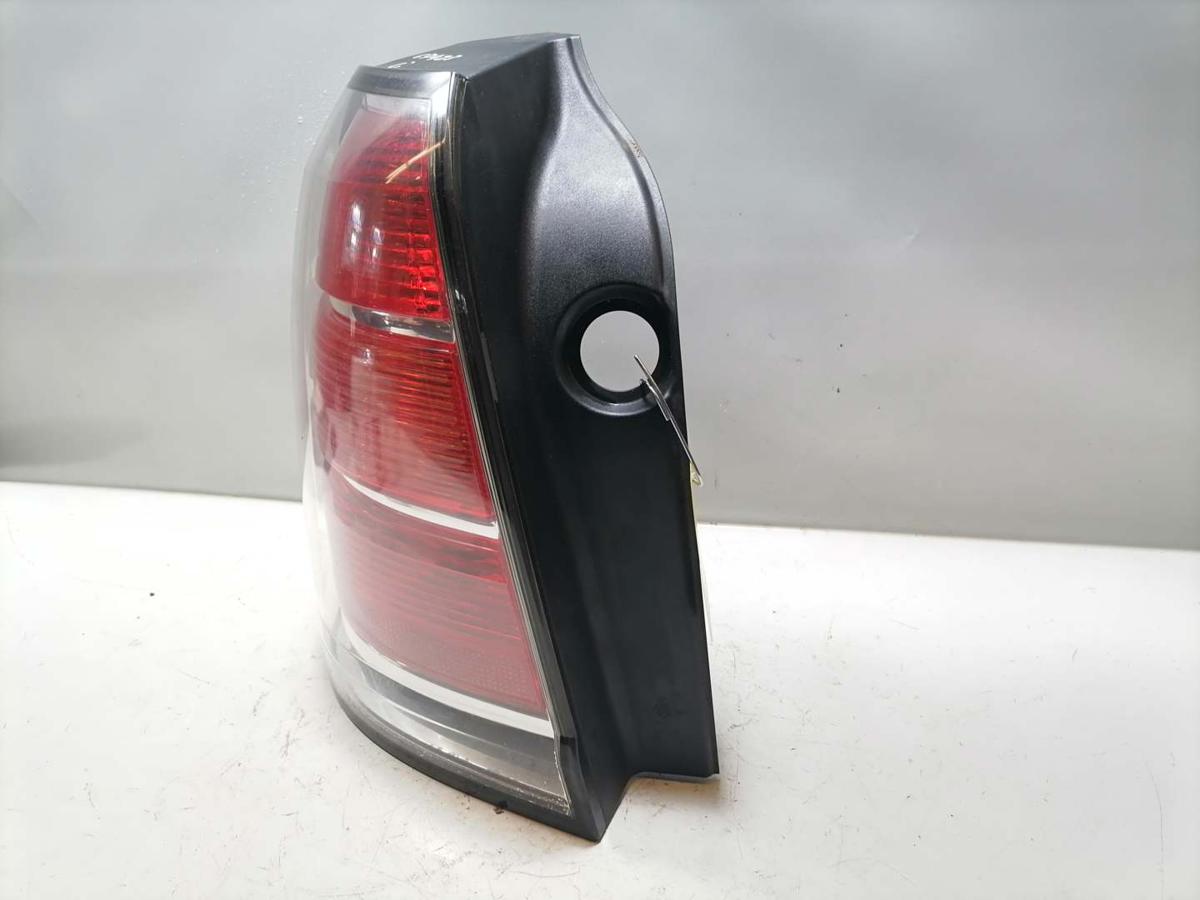 Opel Zafira B original Rücklicht Rückleuchte Schlussleuchte links Bj.2006